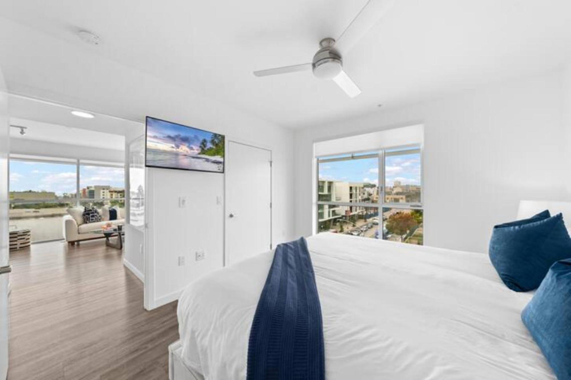 Amber Drift - Santa Monica 2Br Penthouse Ocean Views Lägenhet Los Angeles Exteriör bild